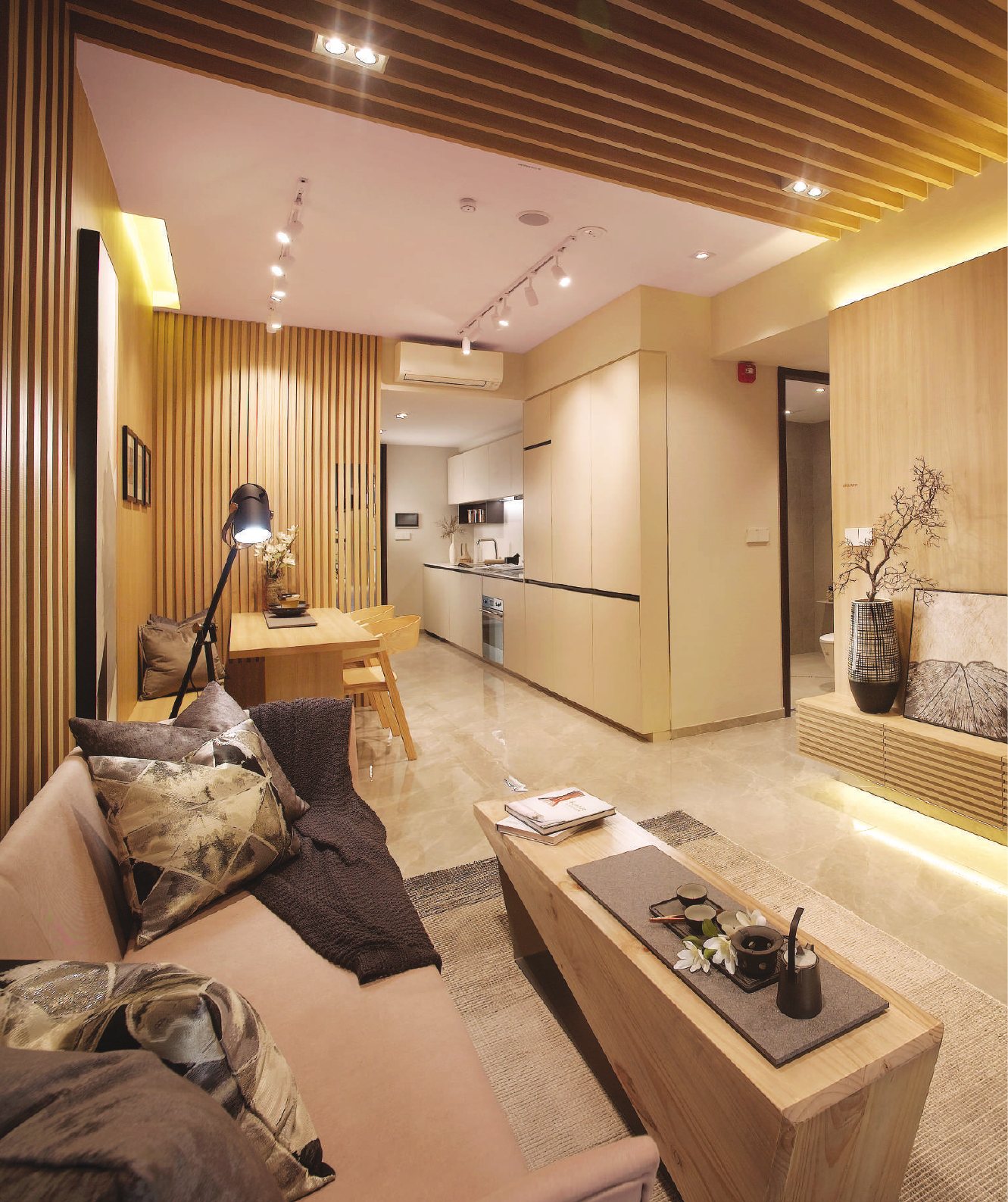 Show unit kitchen and living (for illustration only)